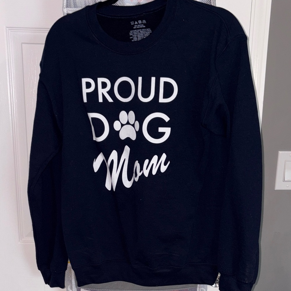 Proud Dog Mom sweatshirt